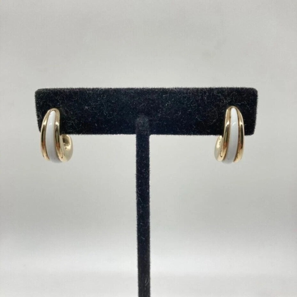 Chic Gold Tone White Enamel Clip-On Half Hoop Earrings Fashion Jewelry‎